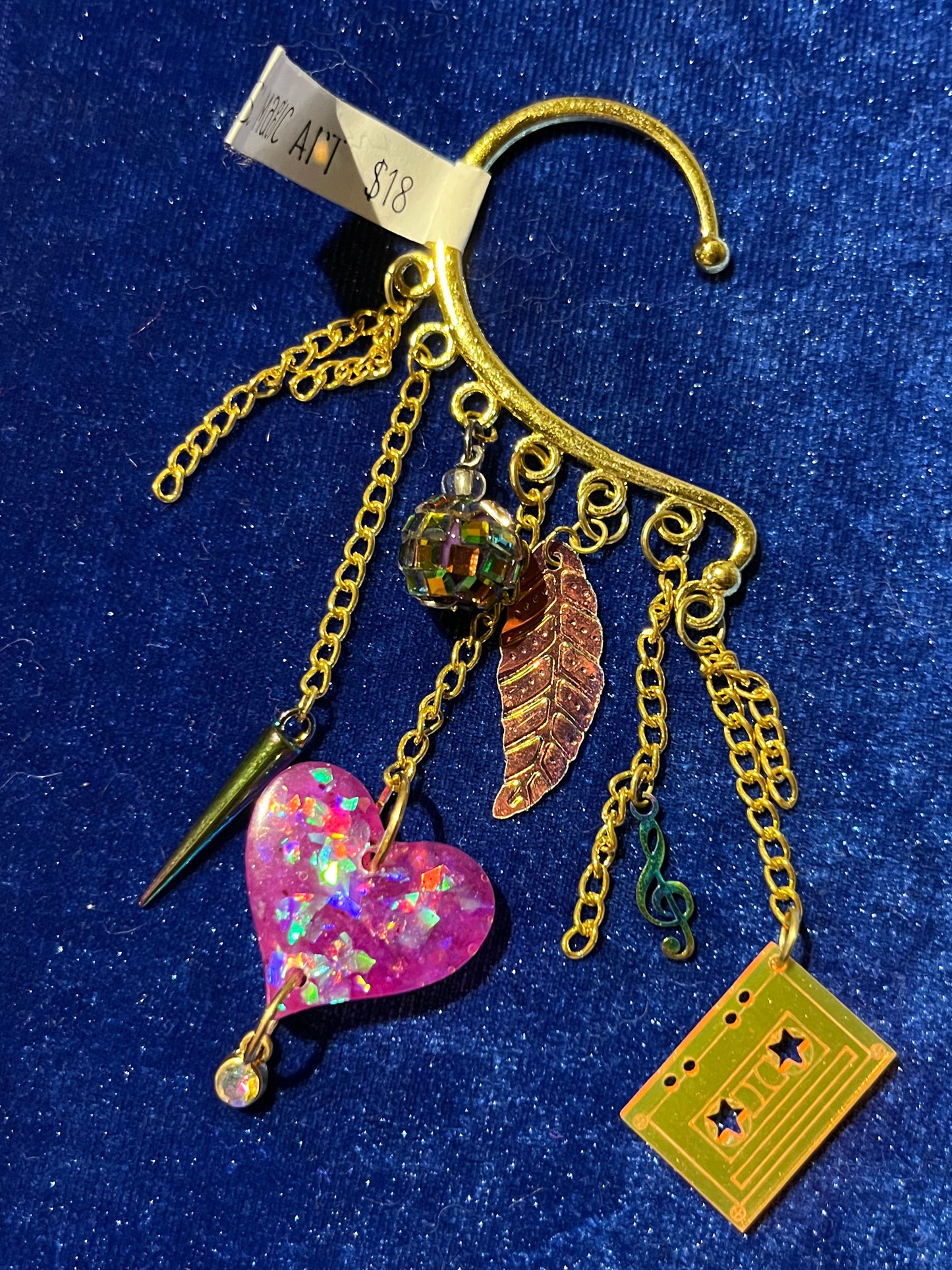 Ear Cuff Single Heart and Casette Gold