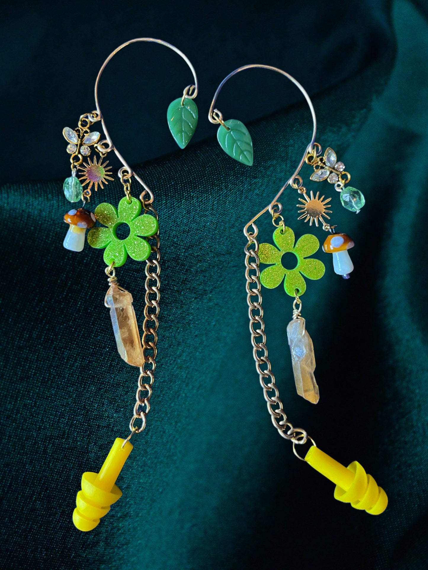 Ear Plug Ear Cuff Set - Earthly Gold