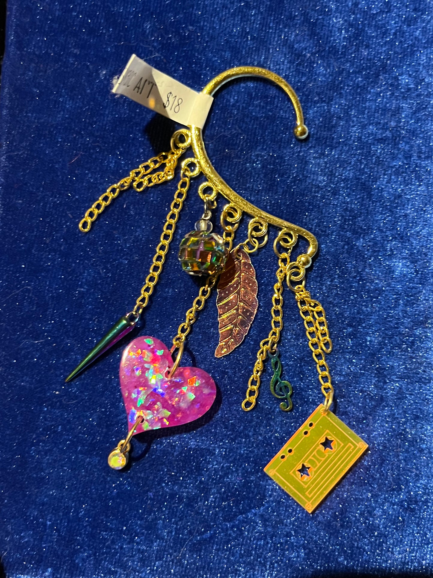 Ear Cuff Single Heart and Casette Gold