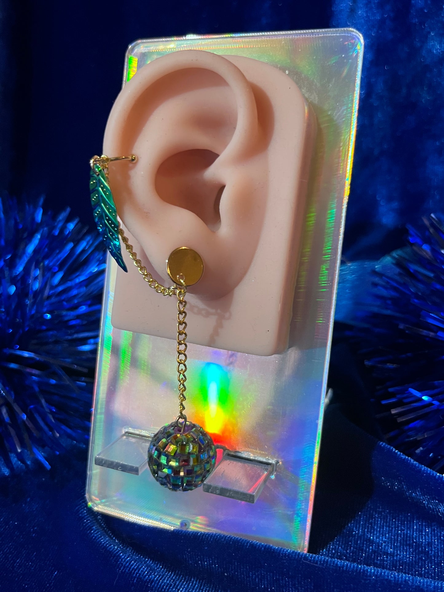 Earrings with Tiny Cuff - Gold Disco