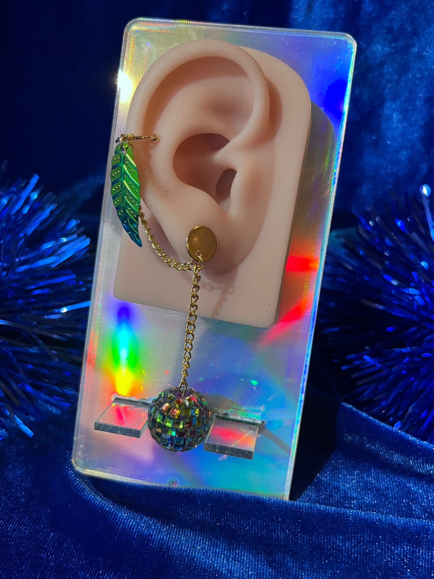 Earrings with Tiny Cuff - Gold Disco