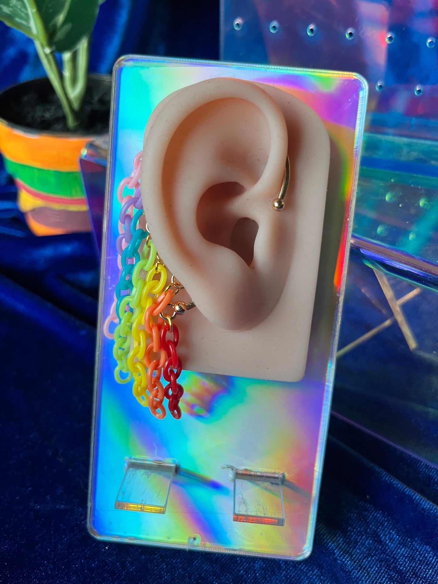 Ear Cuff Single - Rainbow Chain