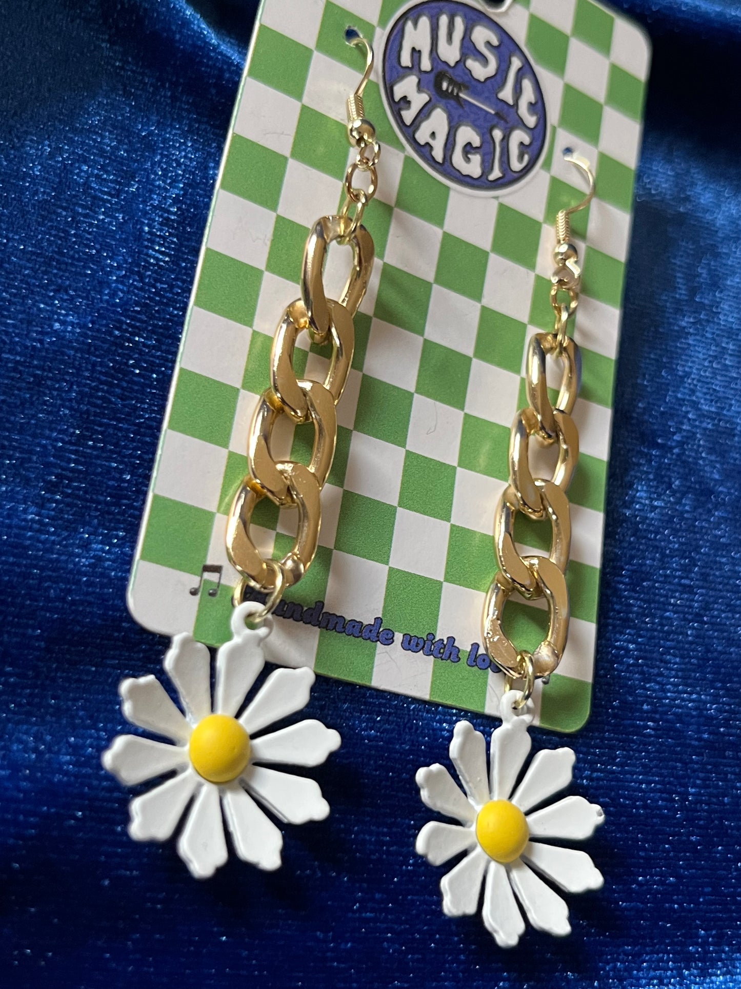 White Flower Chain Dangle Earrings