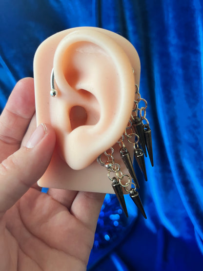 Ear Cuff Single - Gunmetal Spikes