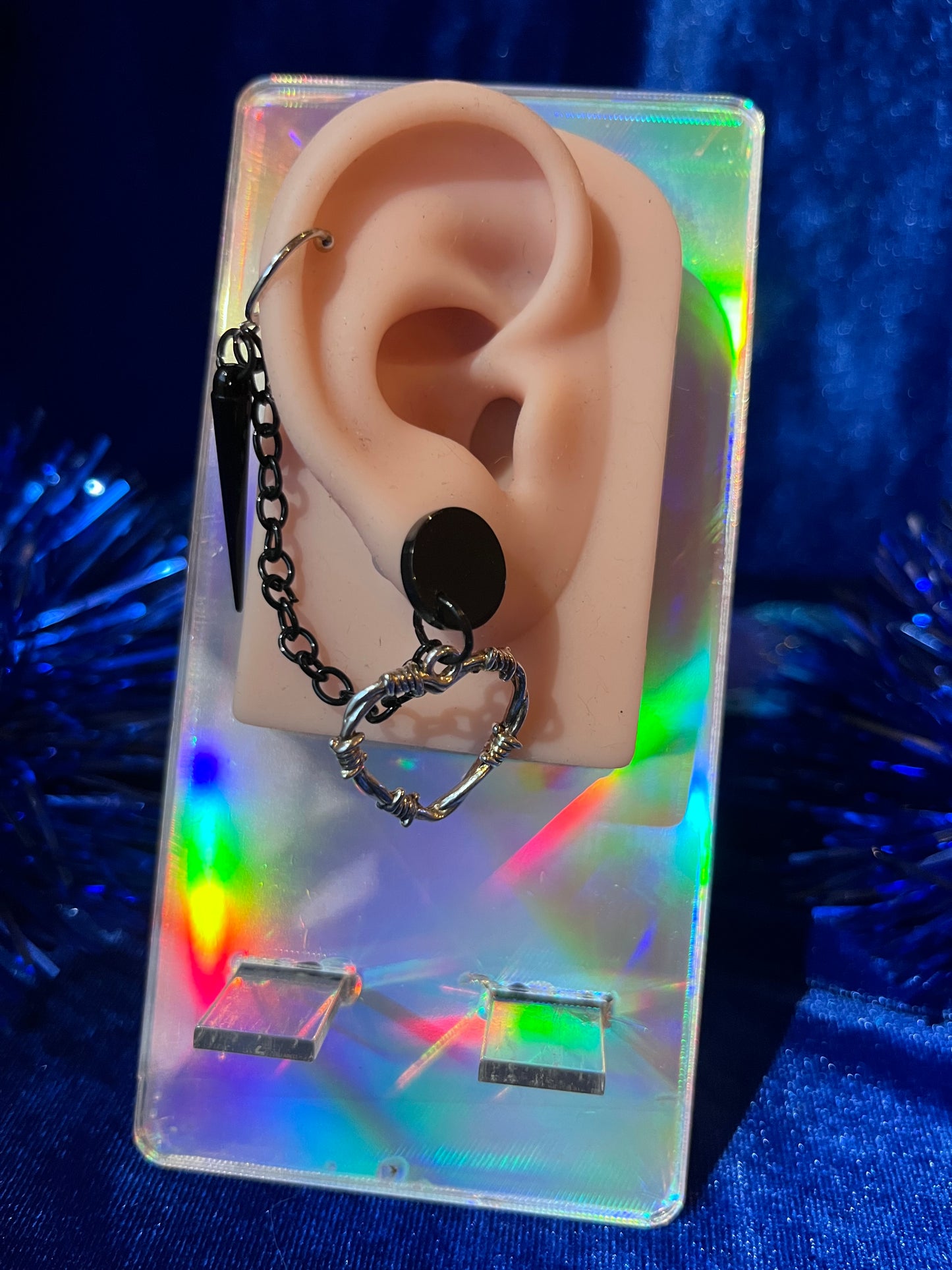 Earrings with Tiny Cuff - Barbed Heart