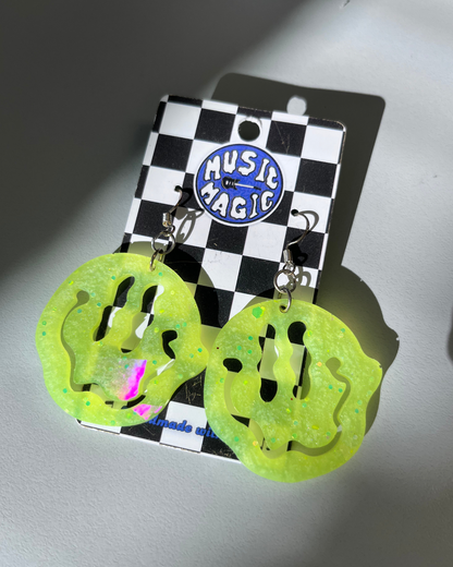 Wiggly Smiley Earrings - Neon Yellow Holographic