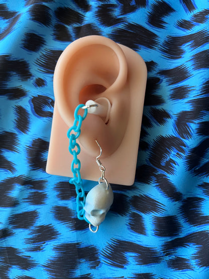 Skull Ear Plug Earrings - White & Teal