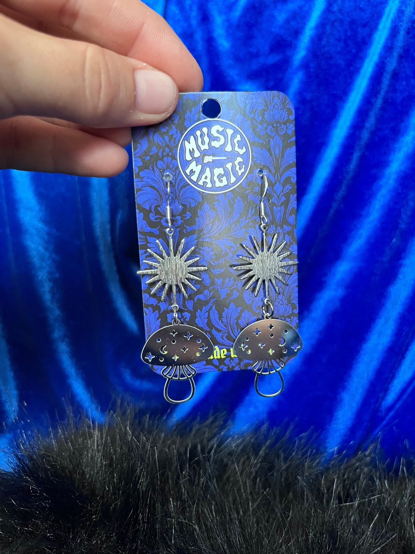 Star and Shroom Earrings - Silver