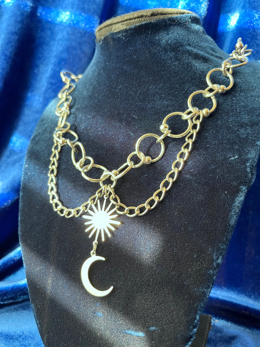 Chain Link Moon Necklace