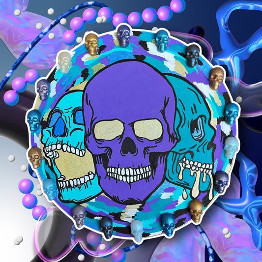 ”Tri Head” Round Canvas Art