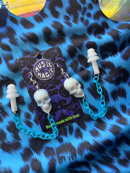 Skull Ear Plug Earrings - White & Teal