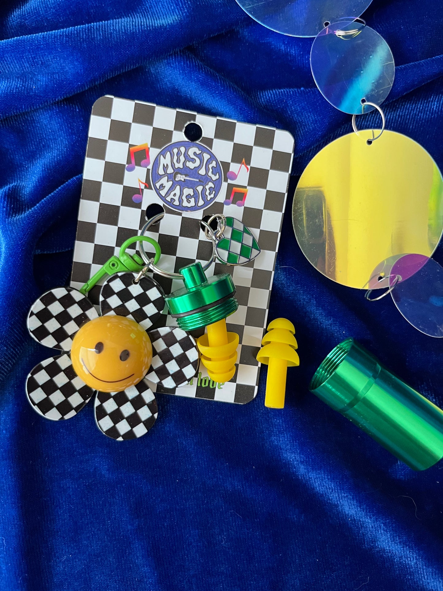 Cannister Keychain - Green Big Checker Daisy