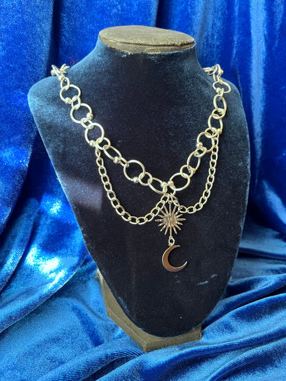 Chain Link Moon Necklace