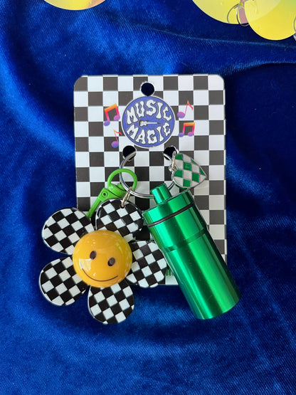 Cannister Keychain - Green Big Checker Daisy